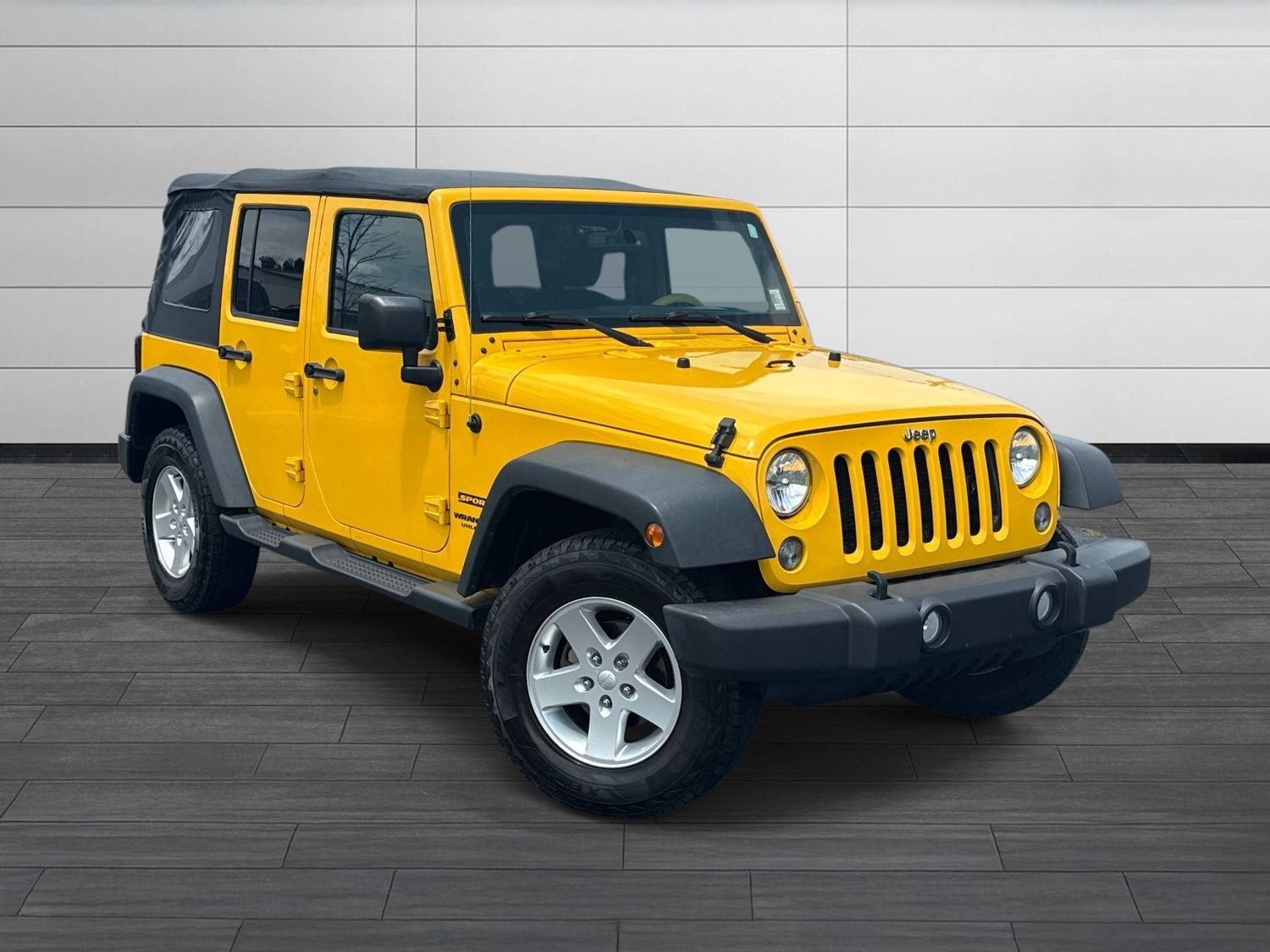 Used 2015 Jeep Wrangler Unlimited Sport with VIN 1C4BJWDG8FL638780 for sale in Dickson, TN
