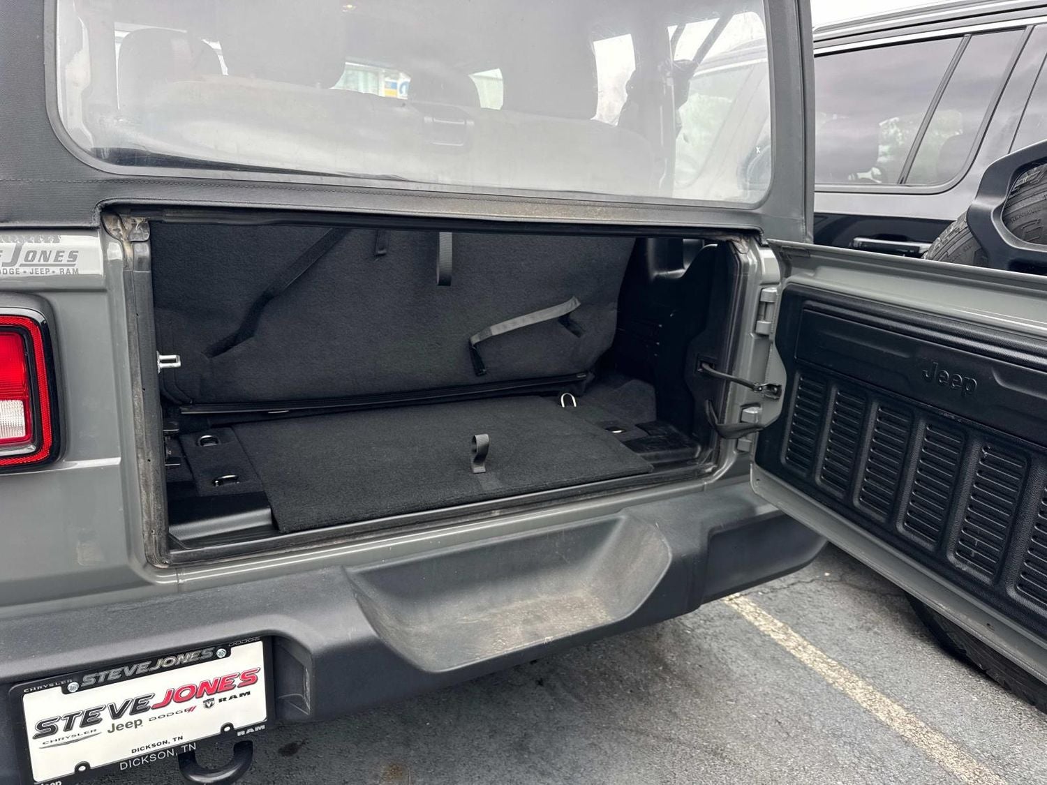 2020 Jeep Wrangler Sport