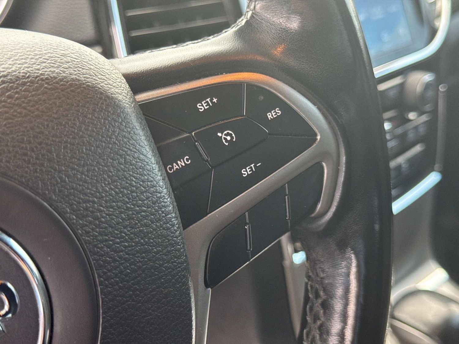 2022 Jeep Grand Cherokee WK Laredo E