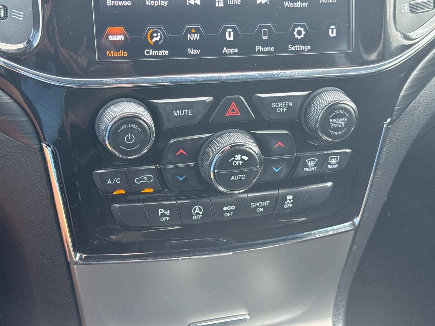 2022 Jeep Grand Cherokee WK Laredo E