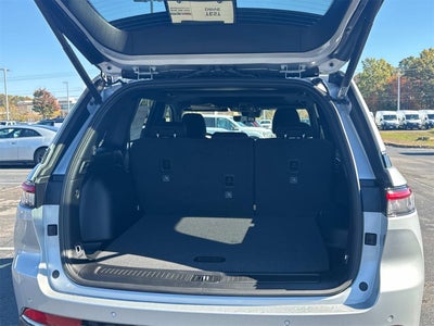 2025 Jeep Grand Cherokee Laredo X