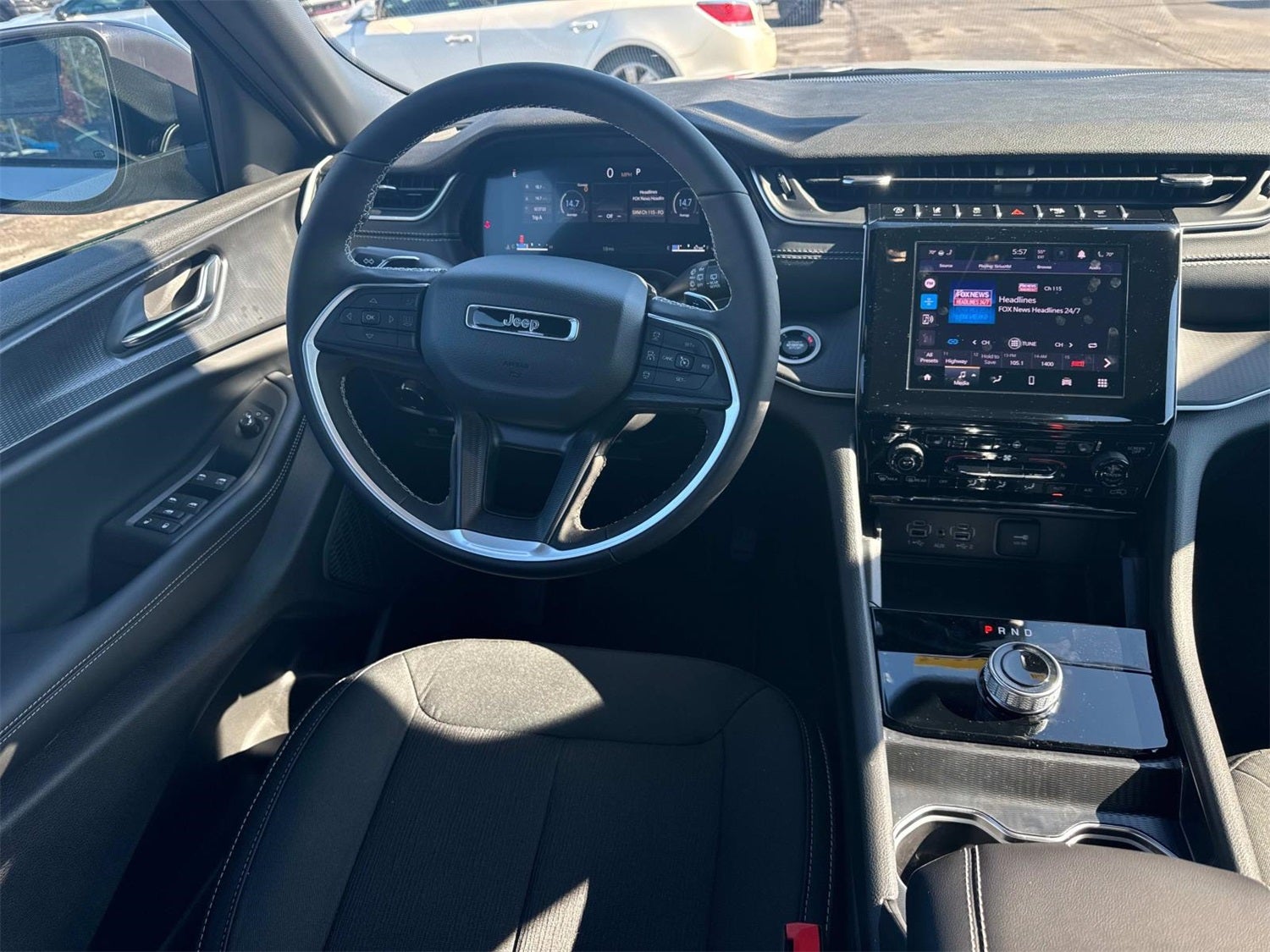 2025 Jeep Grand Cherokee Laredo X