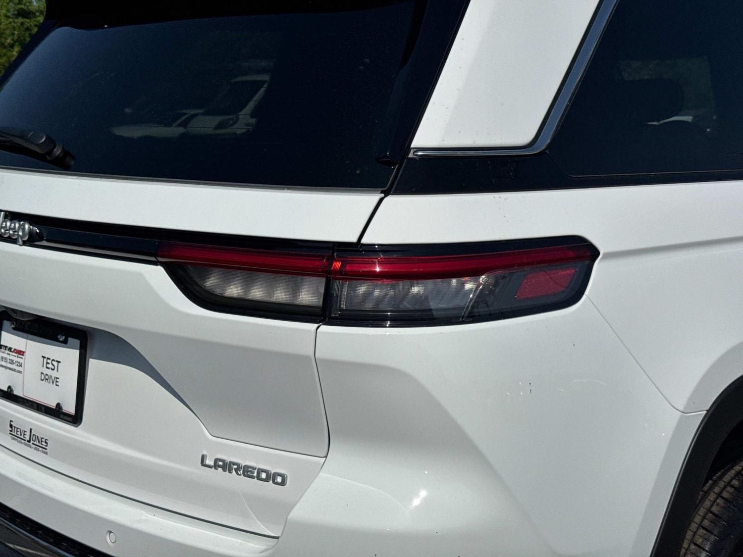 2026 Jeep Grand Cherokee Laredo X