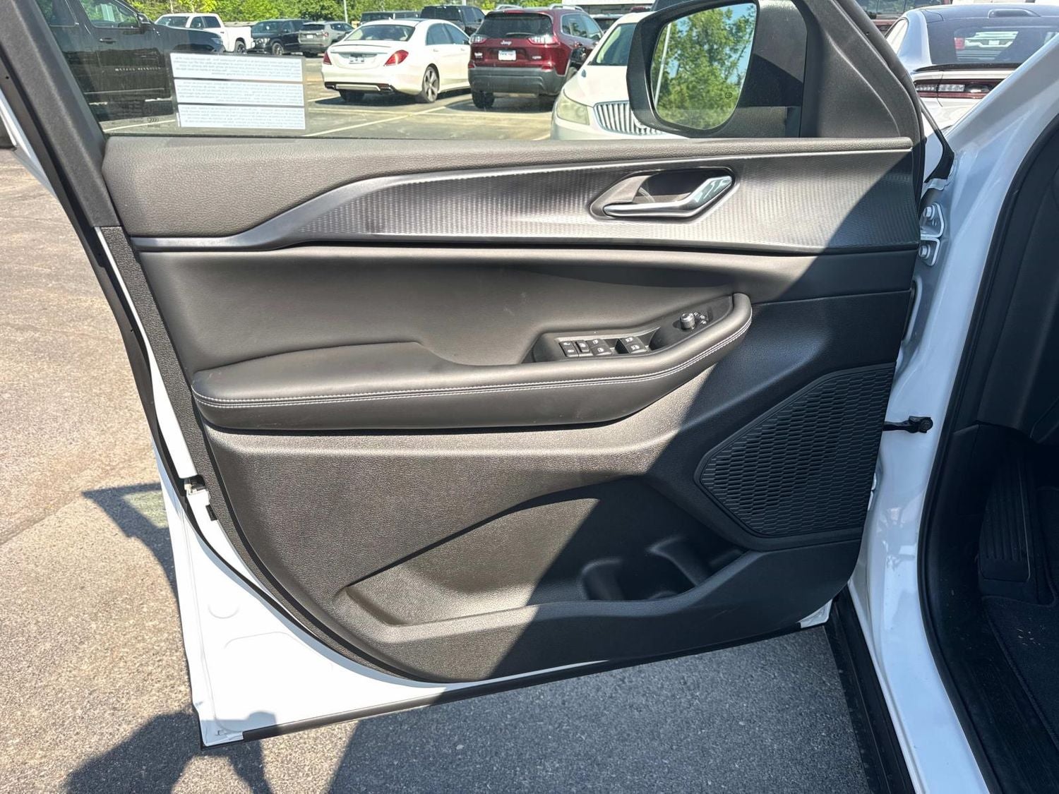 2026 Jeep Grand Cherokee Laredo X