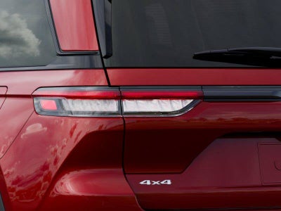 2027 Jeep Grand Cherokee Laredo X