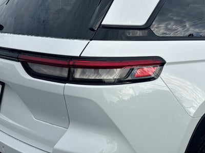 2027 Jeep Grand Cherokee Laredo X