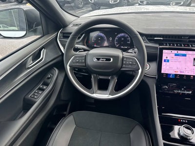2027 Jeep Grand Cherokee Laredo X