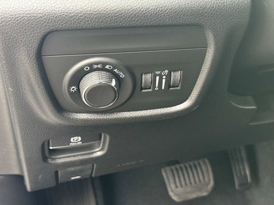 2027 Jeep Grand Cherokee Laredo X