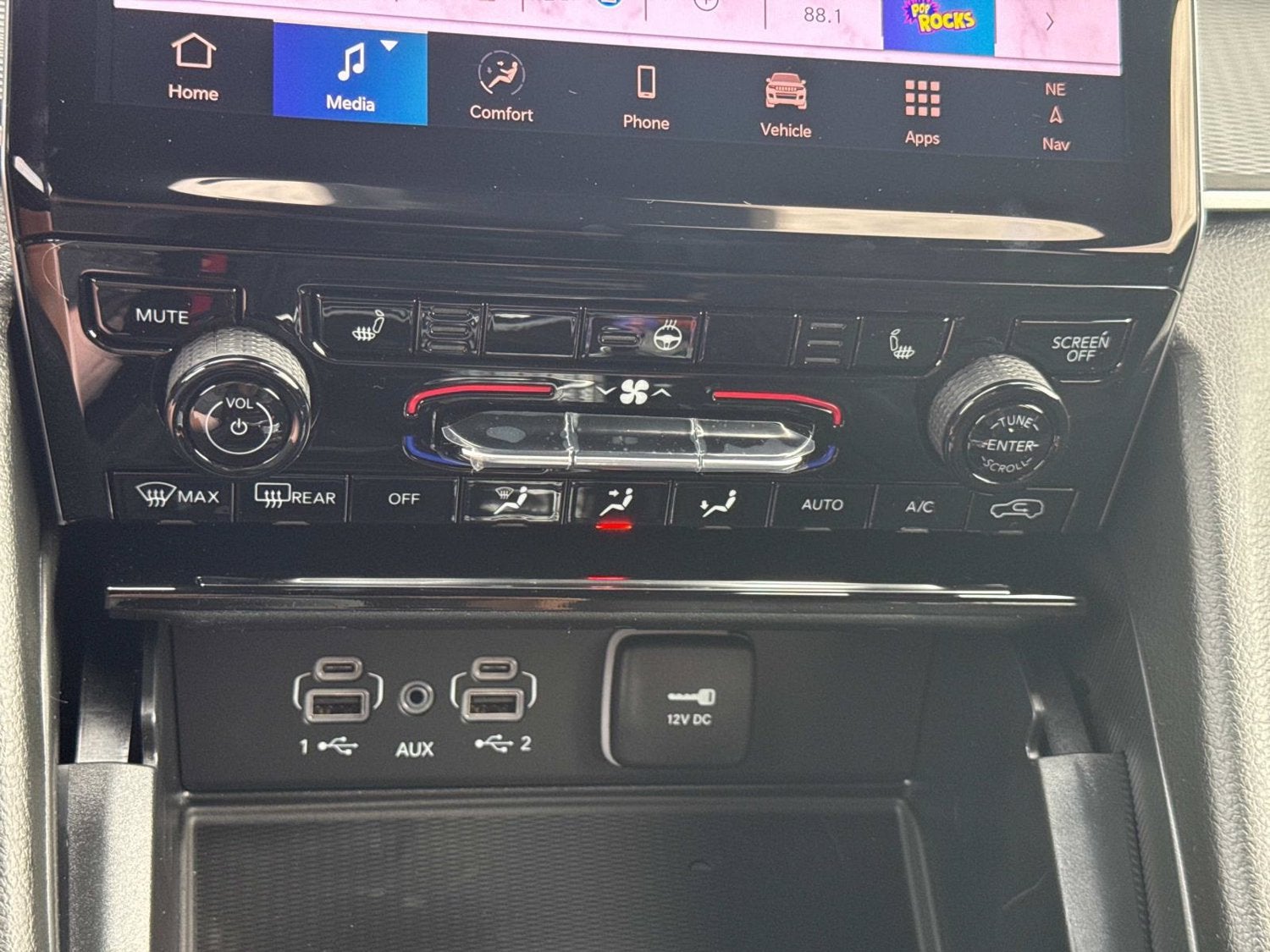 2027 Jeep Grand Cherokee Laredo X