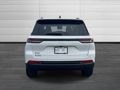 2027 Jeep Grand Cherokee Laredo X