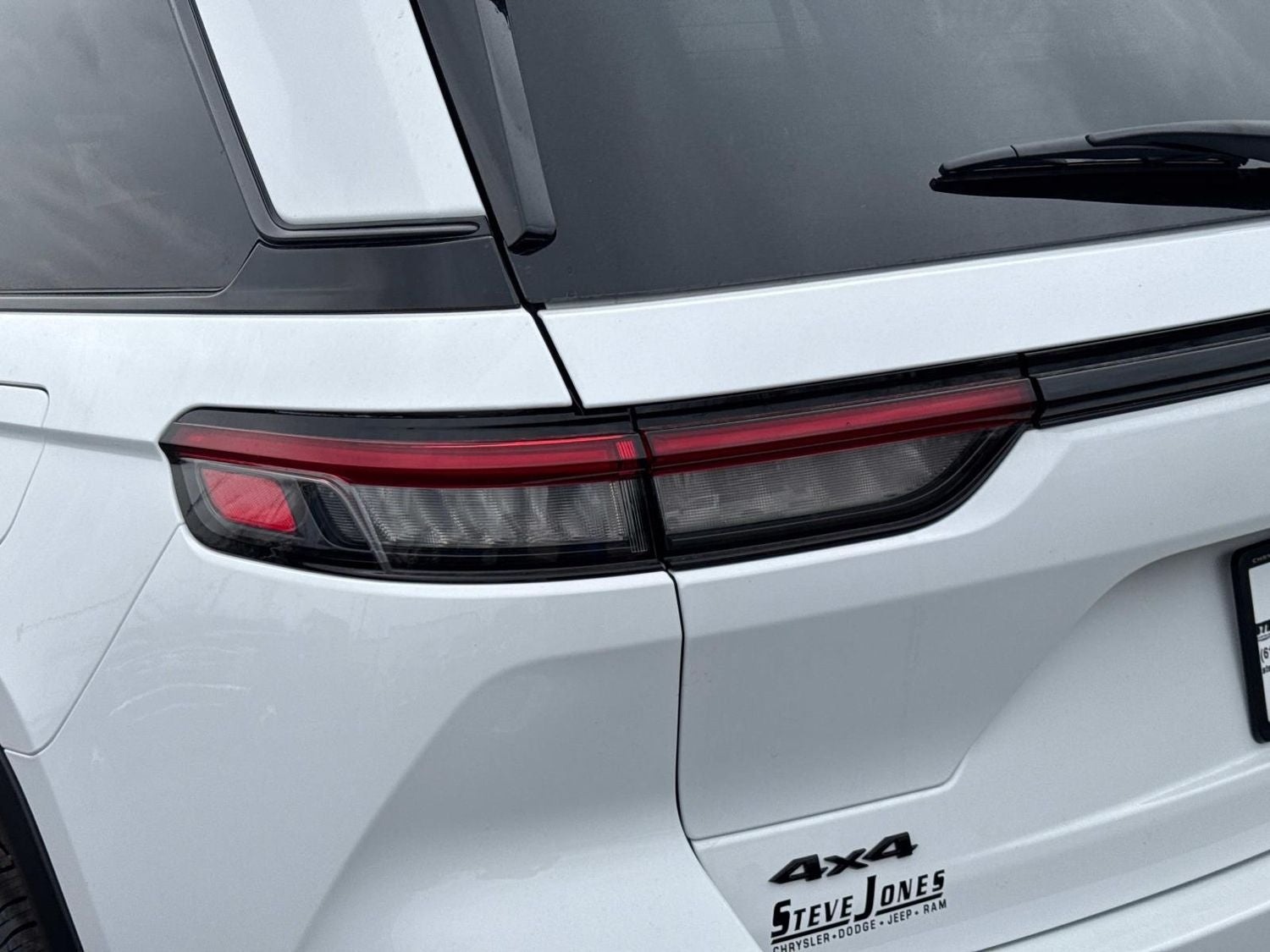 2026 Jeep Grand Cherokee Laredo