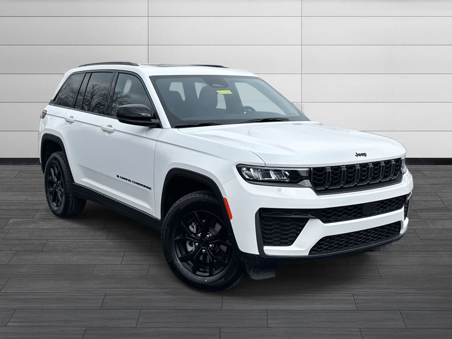 2026 Jeep Grand Cherokee Laredo