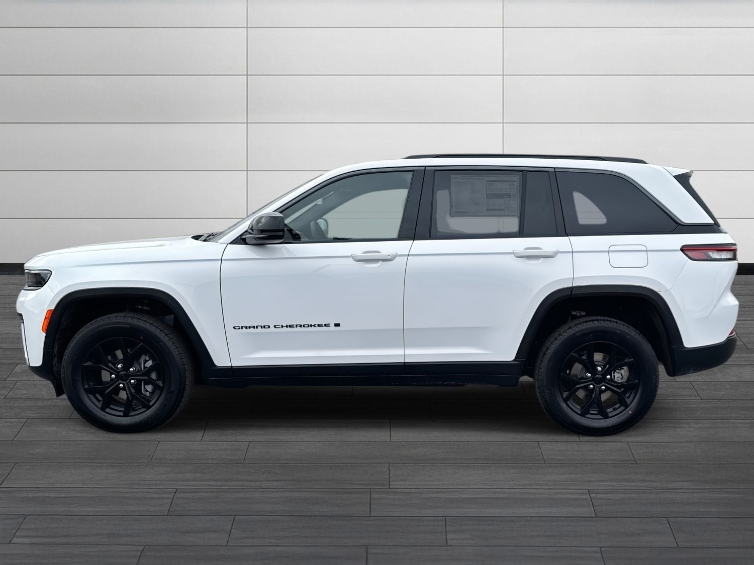 2026 Jeep Grand Cherokee Laredo