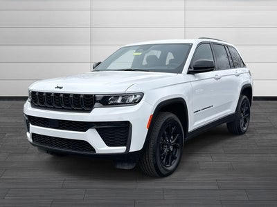 2026 Jeep Grand Cherokee Laredo