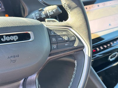 2026 Jeep Grand Cherokee Laredo