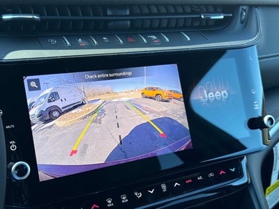 2026 Jeep Grand Cherokee Laredo