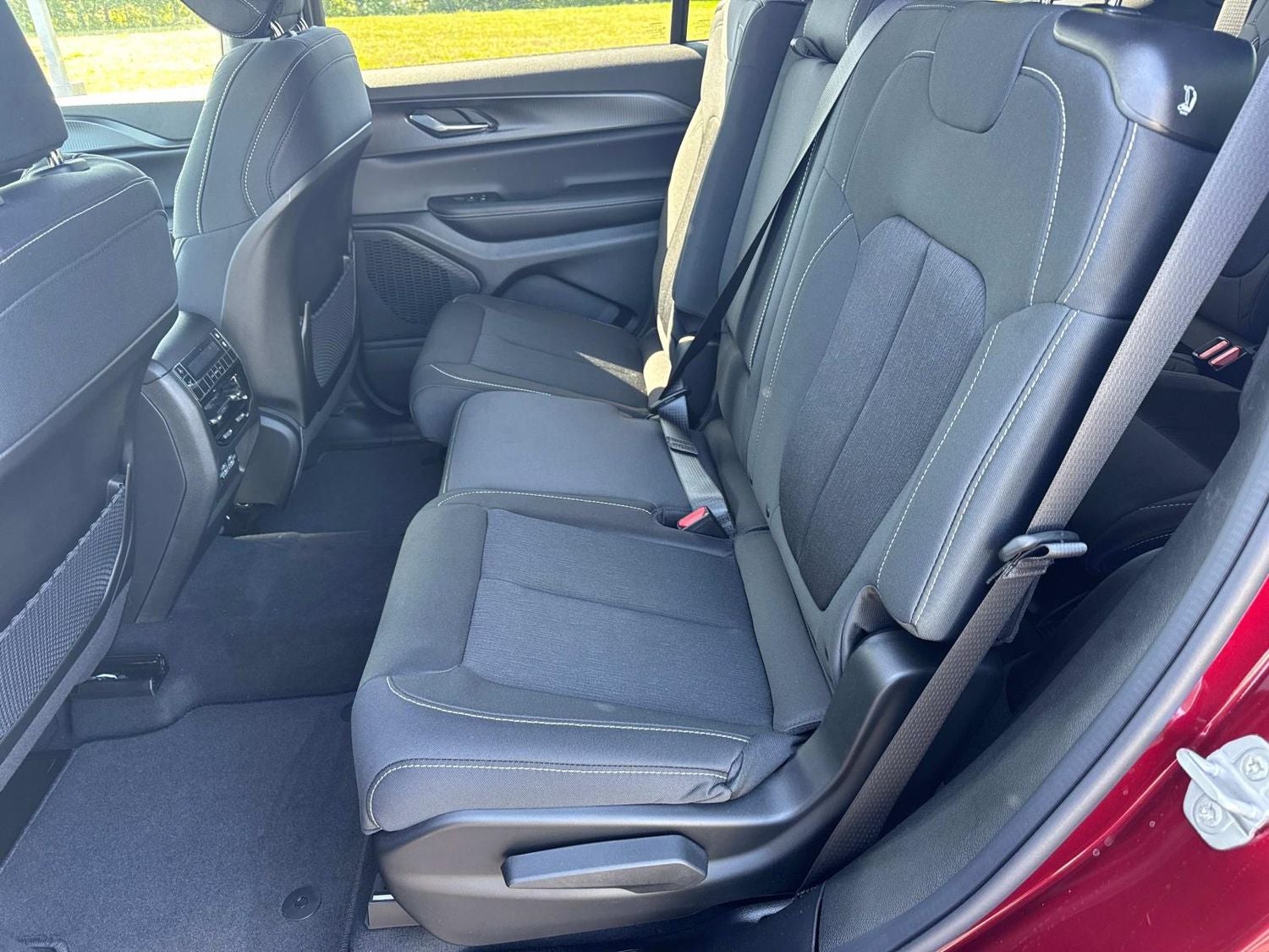 2026 Jeep Grand Cherokee L Laredo