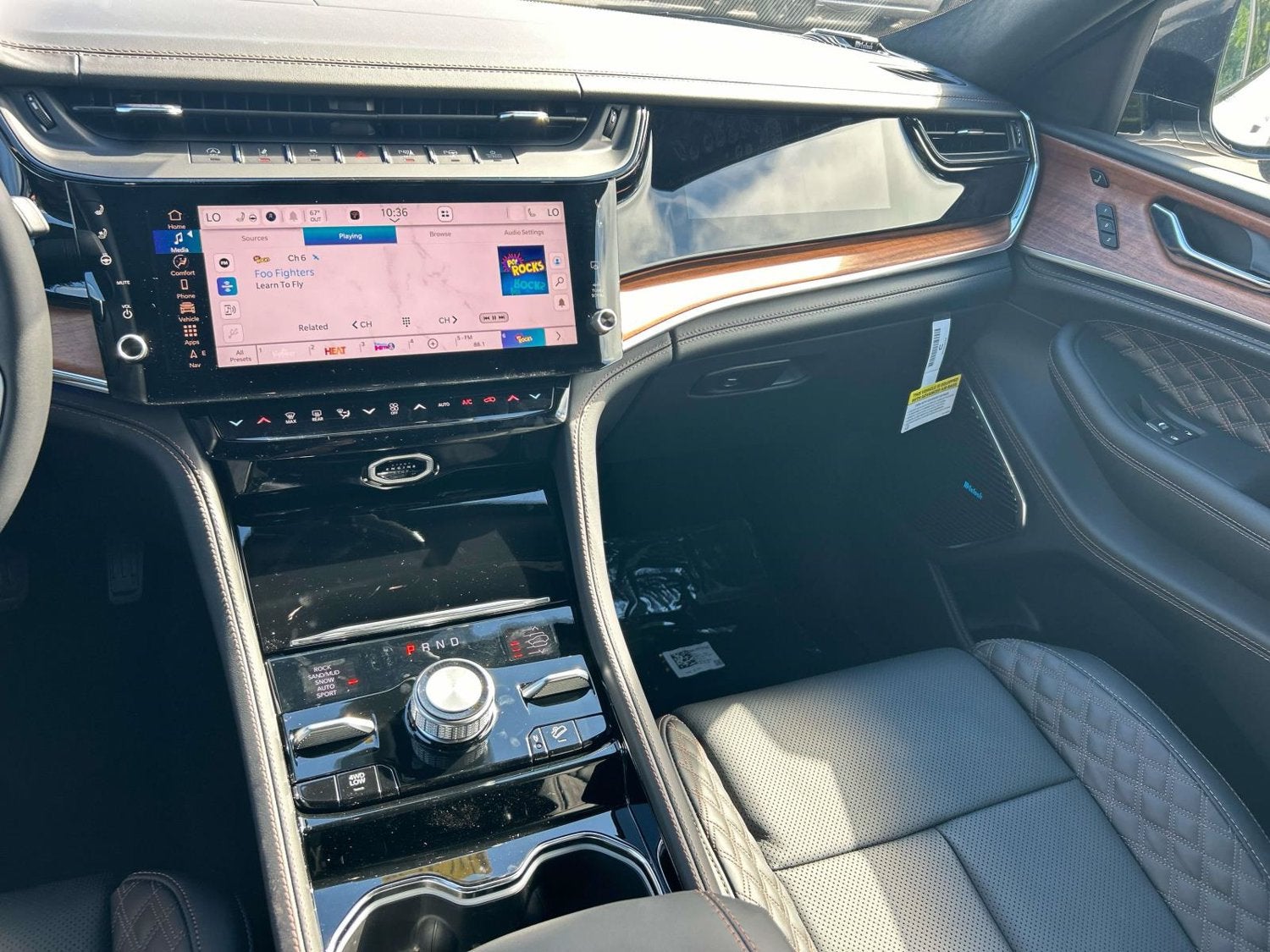 2027 Jeep Grand Cherokee L Summit