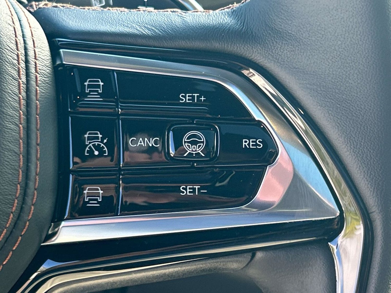 2027 Jeep Grand Cherokee L Summit