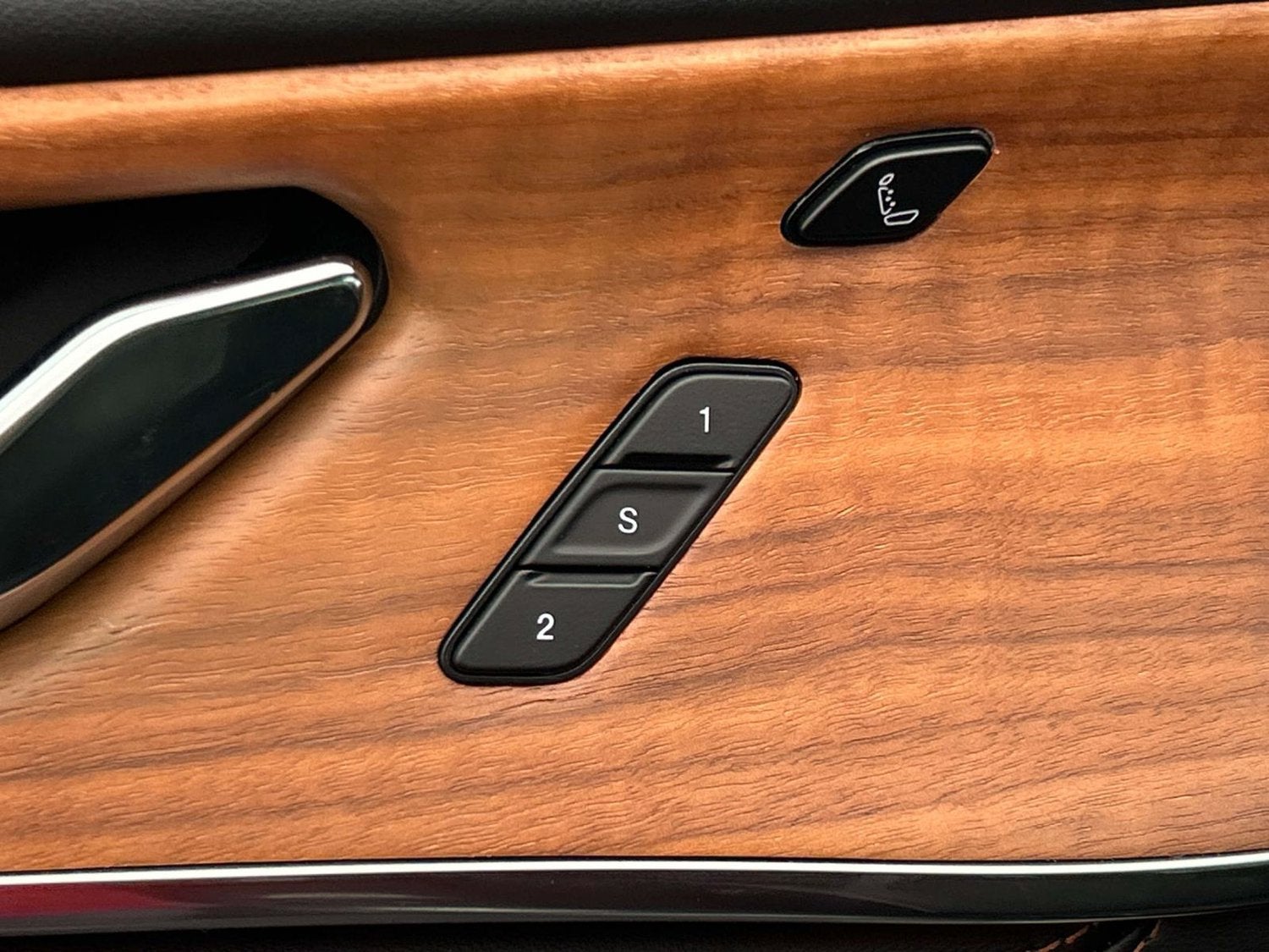 2027 Jeep Grand Cherokee L Summit
