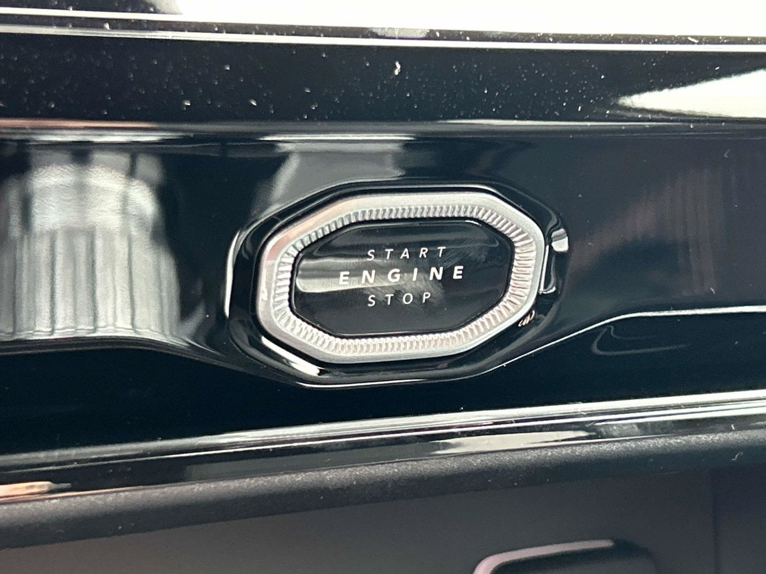 2027 Jeep Grand Cherokee L Summit
