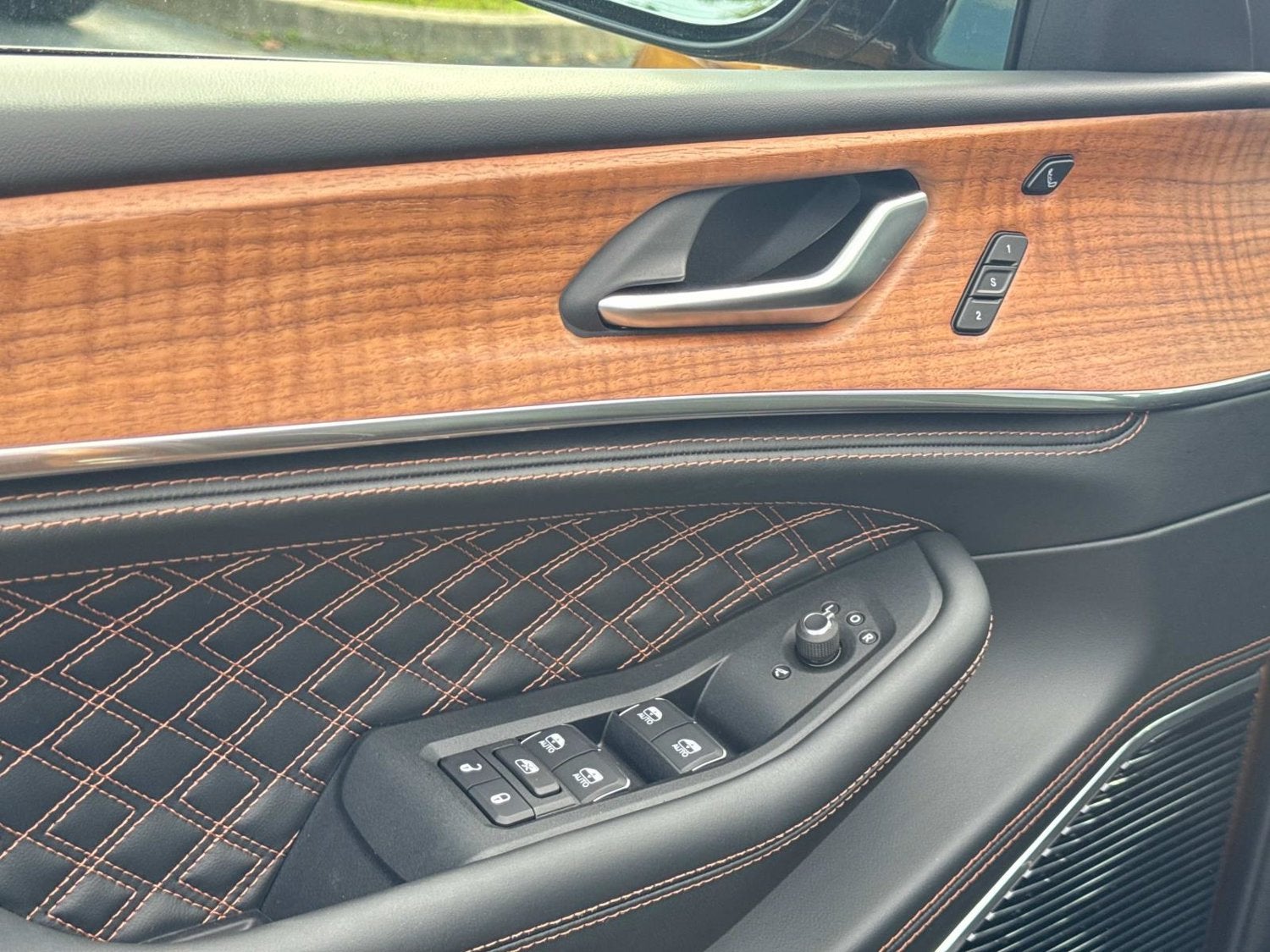 2027 Jeep Grand Cherokee L Summit