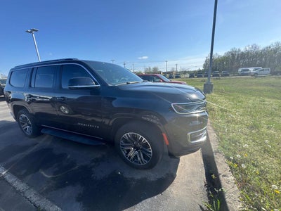 2023 Jeep Wagoneer Base