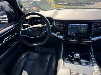 2023 Jeep Wagoneer Base