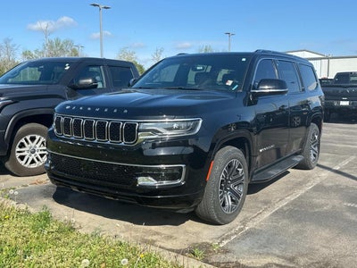 2023 Jeep Wagoneer Base