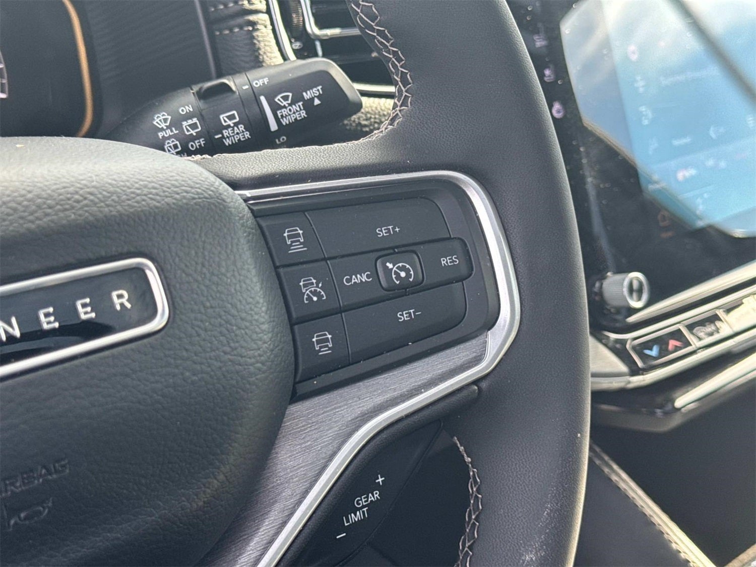 2025 Jeep Wagoneer Series II