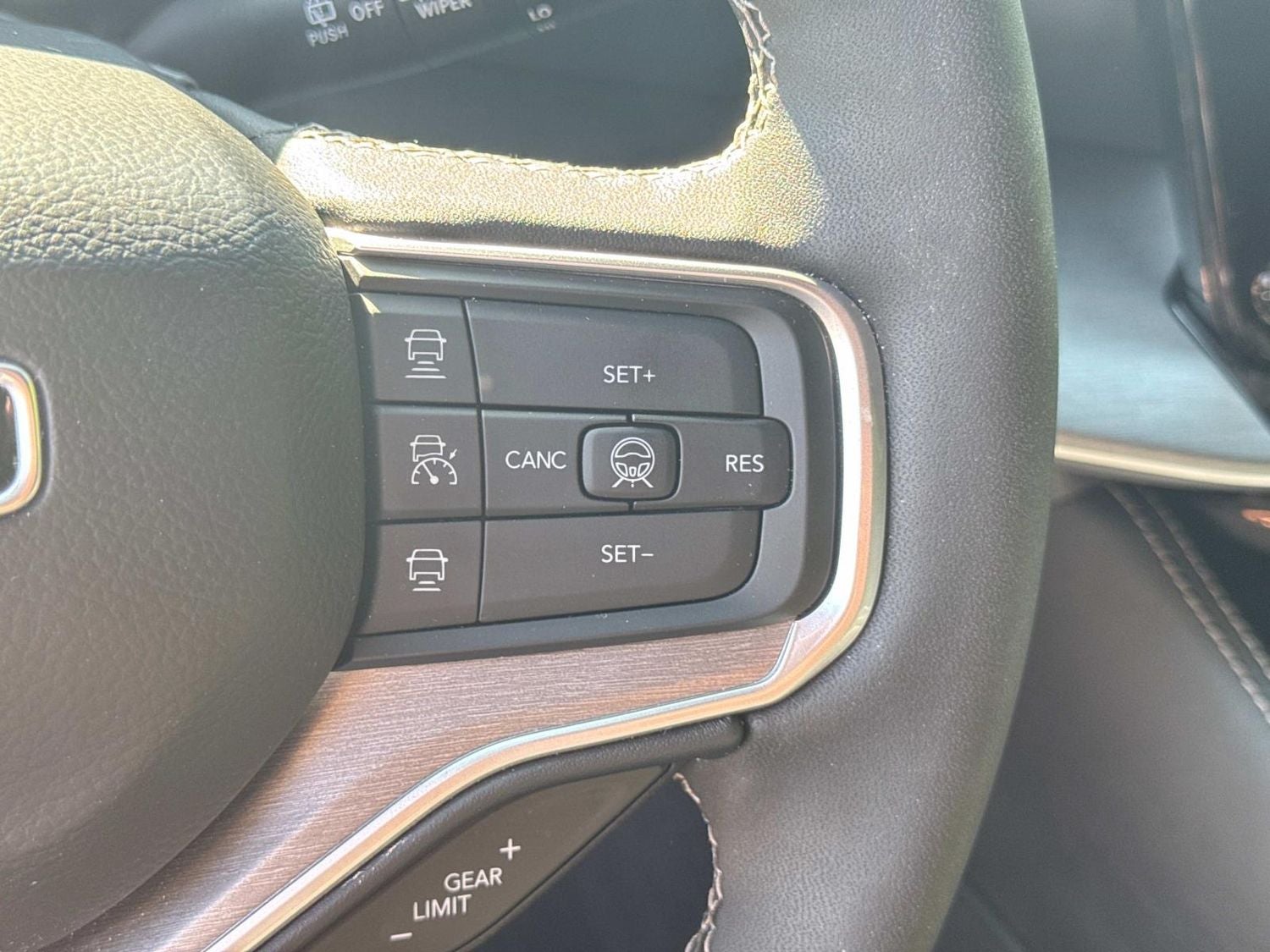 2026 Jeep Grand Wagoneer Limited Reserve