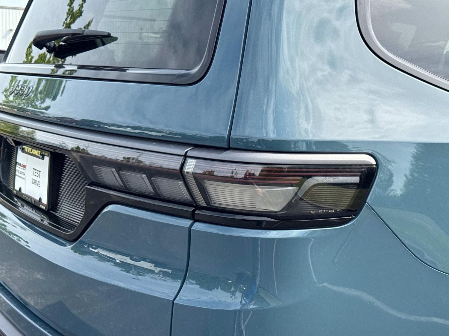 2026 Jeep Grand Wagoneer Limited Reserve