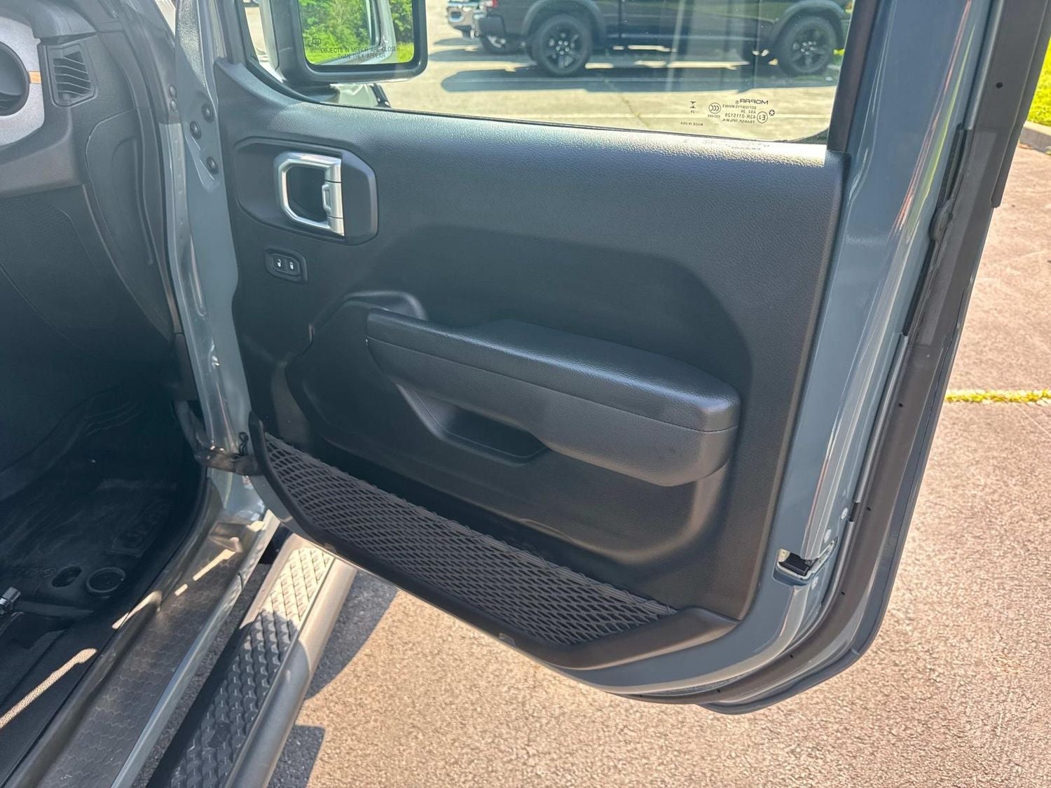 2024 Jeep Gladiator Sport S