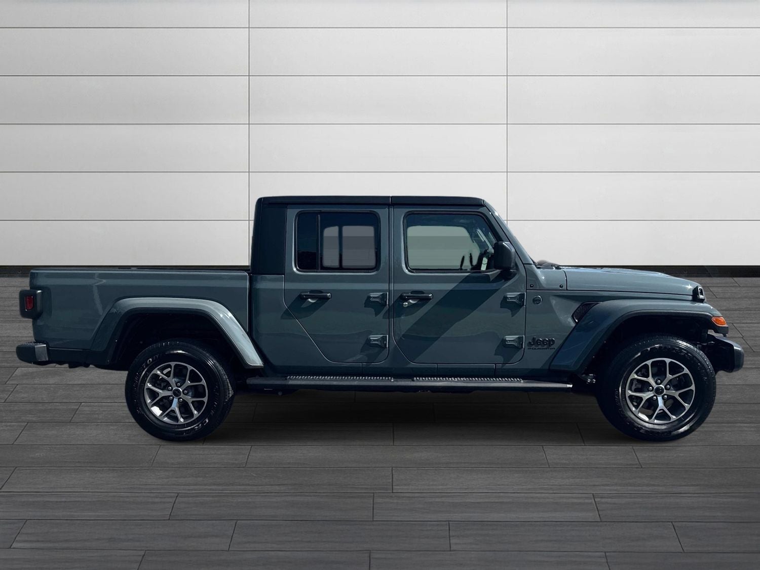 2024 Jeep Gladiator Sport S