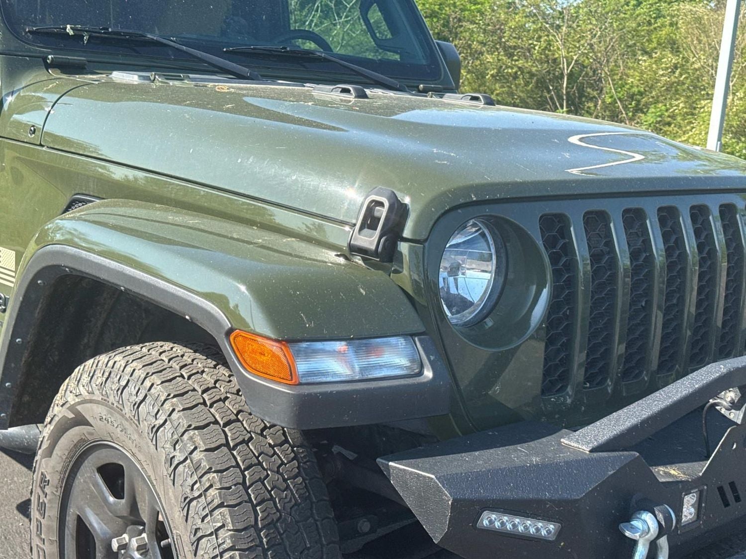 2022 Jeep Gladiator Sport