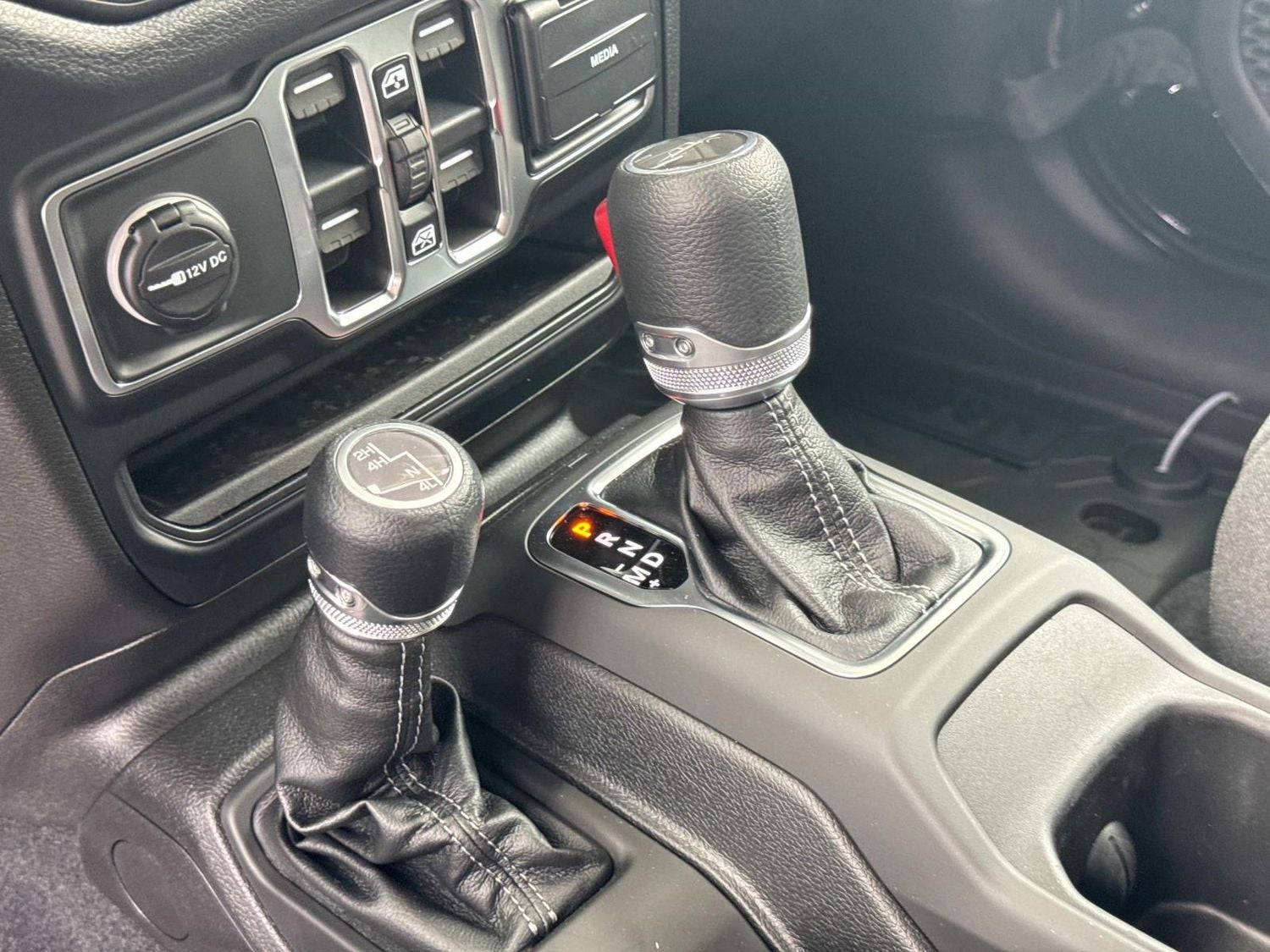 2026 Jeep Gladiator Sport S