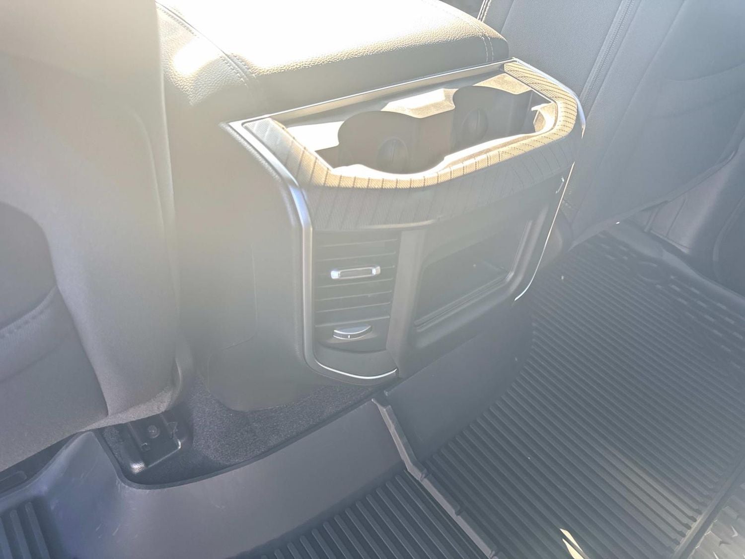 2027 RAM 1500 Big Horn/Lone Star