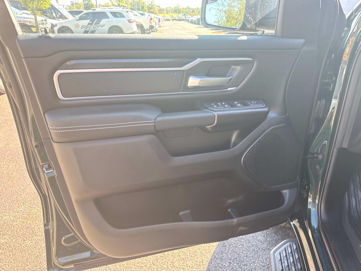 2027 RAM 1500 Big Horn/Lone Star