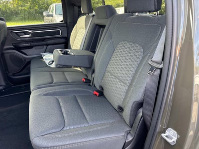 2027 RAM 1500 Big Horn/Lone Star
