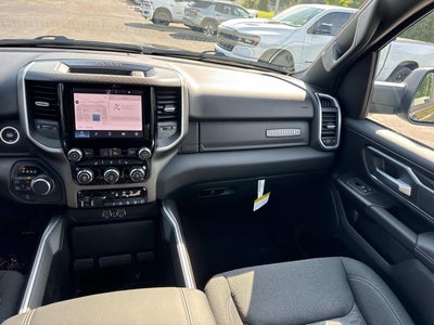 2027 RAM 1500 Big Horn/Lone Star