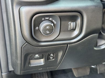 2027 RAM 1500 Big Horn/Lone Star