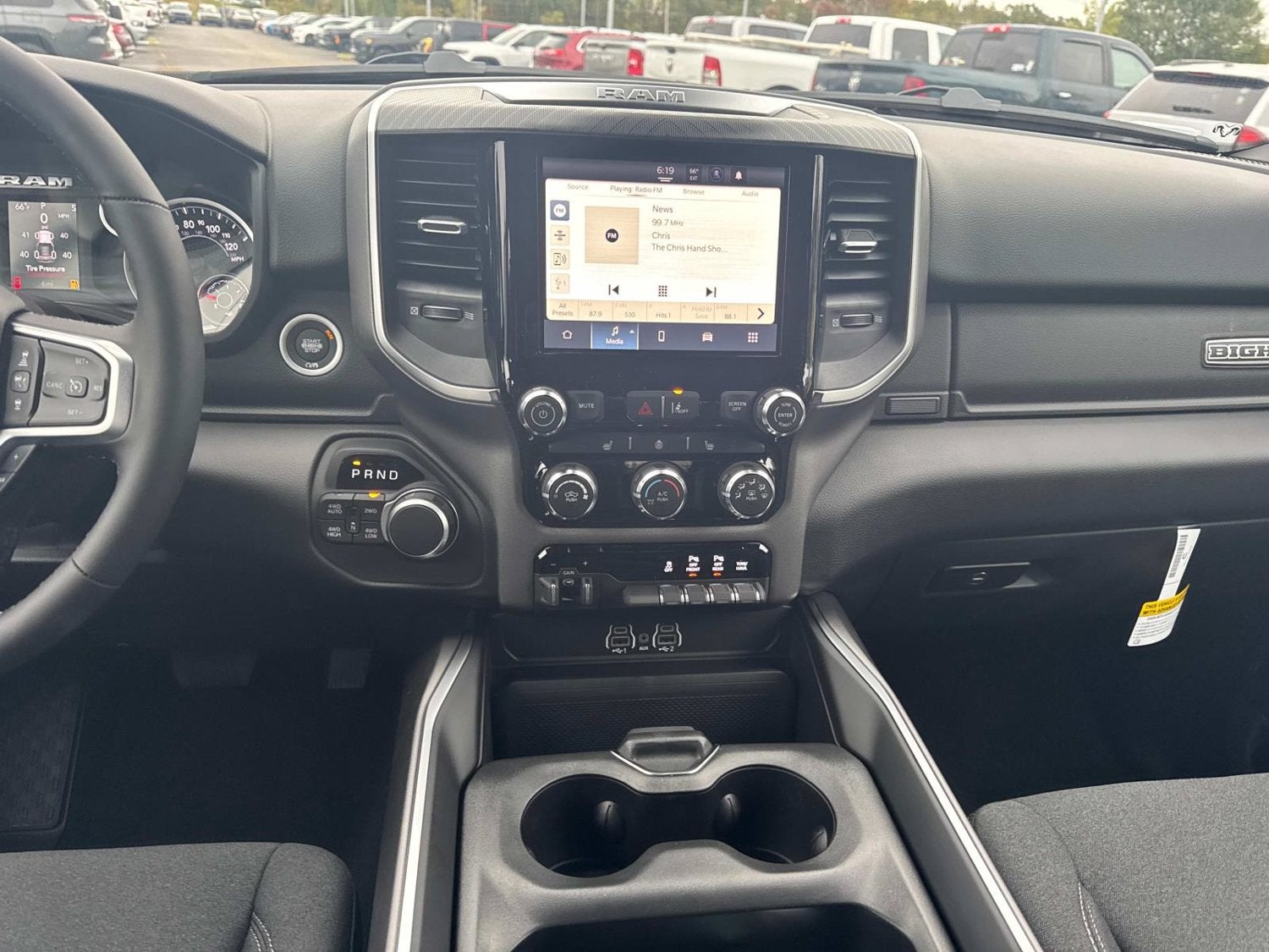 2027 RAM 1500 Big Horn/Lone Star