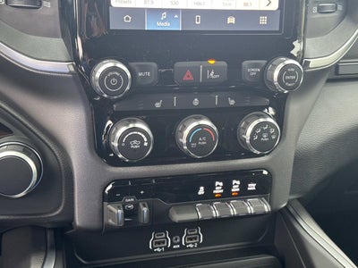 2027 RAM 1500 Big Horn/Lone Star