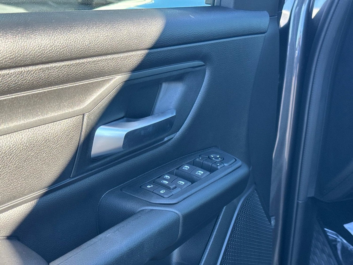 2027 RAM 1500 Express