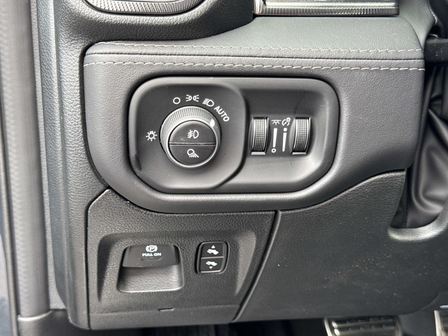 2026 RAM 1500 RHO