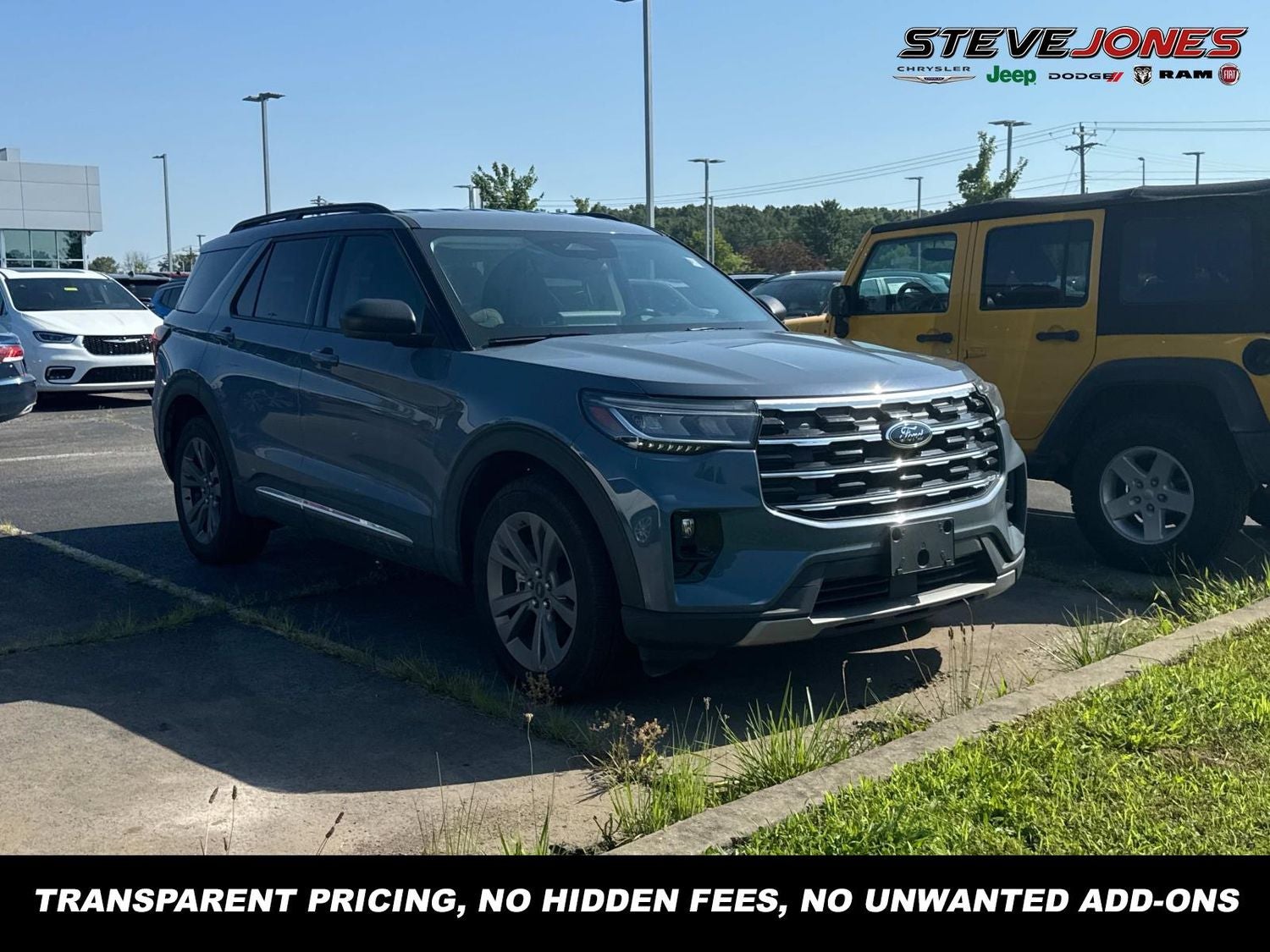 2025 Ford Explorer Active 4WD (PL535)'s photo