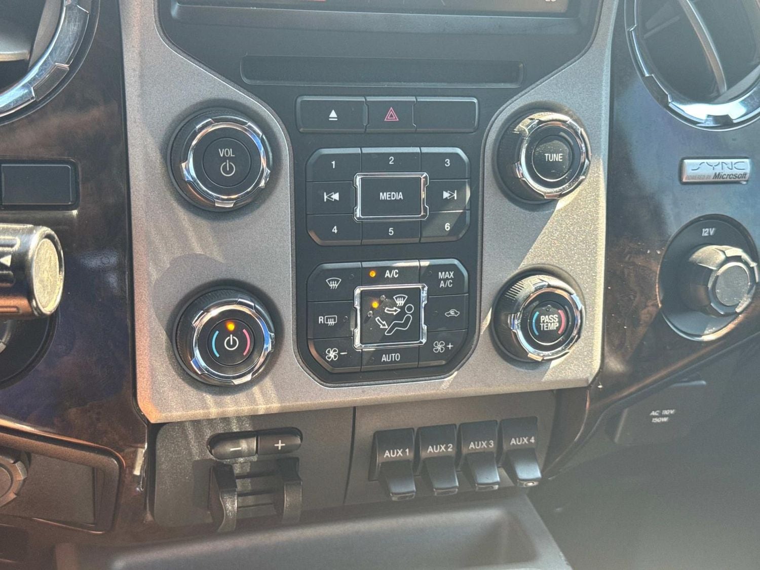 2013 Ford F-350SD Platinum