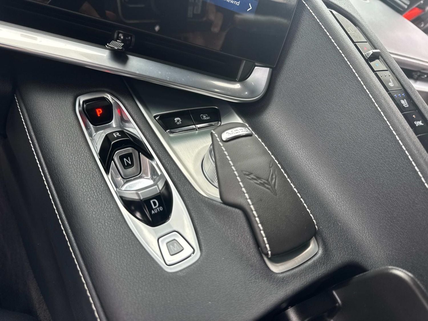 2025 Chevrolet Corvette Stingray 2LT