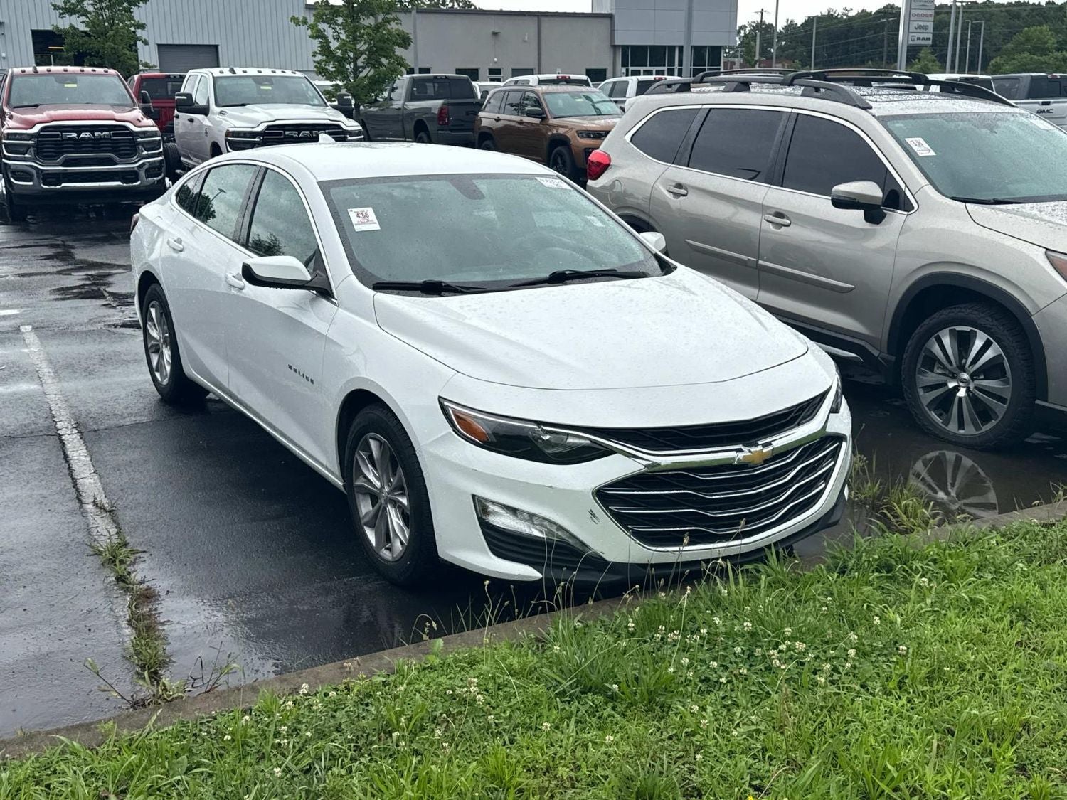 Used 2022 Chevrolet Malibu 1LT with VIN 1G1ZD5ST9NF135779 for sale in Dickson, TN