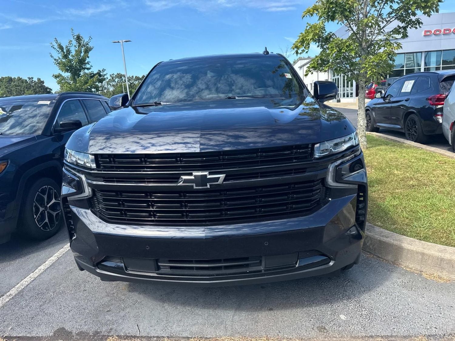 2023 Chevrolet Suburban RST